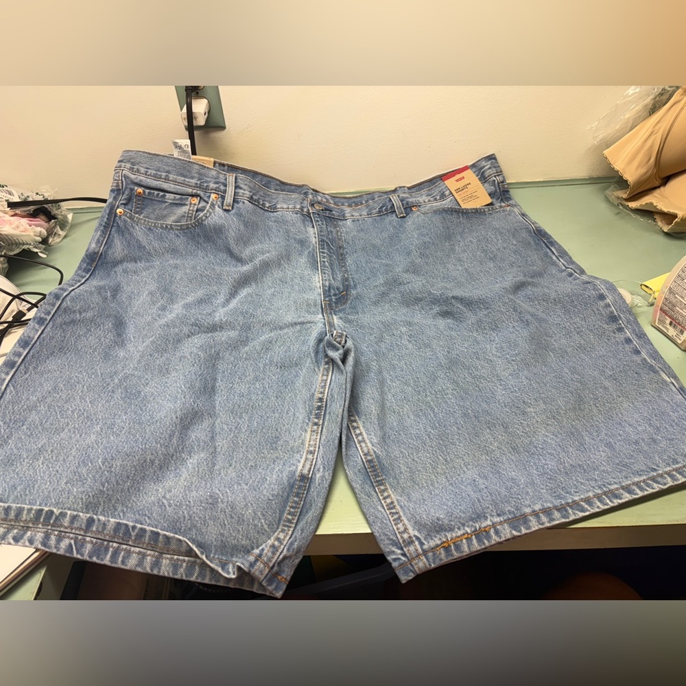 Levi's 469 Men's size 52 big & tall Denim Blue Jean loose Shorts